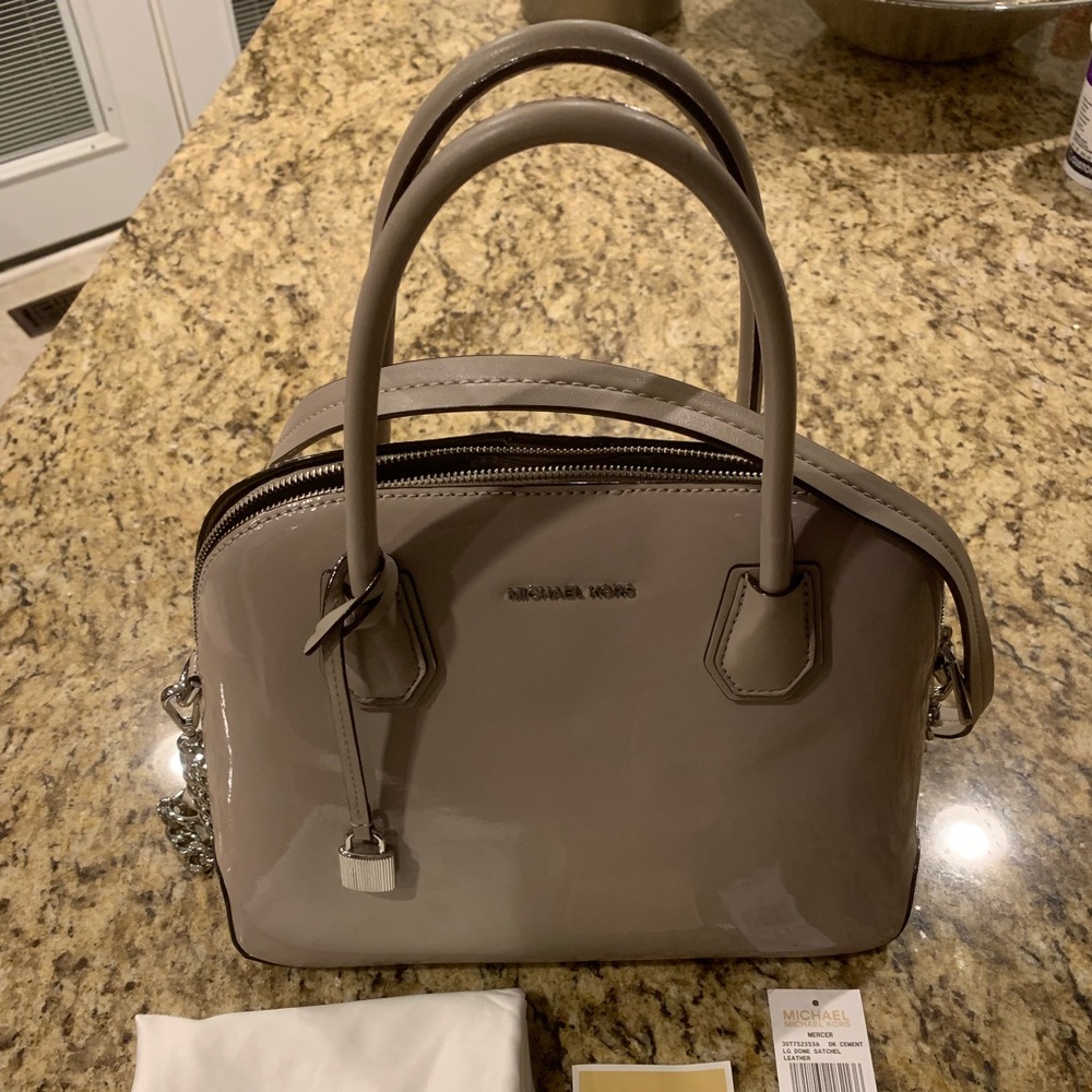 Michael Kors Mercer Lg Dome satchel Leather Dk Cem